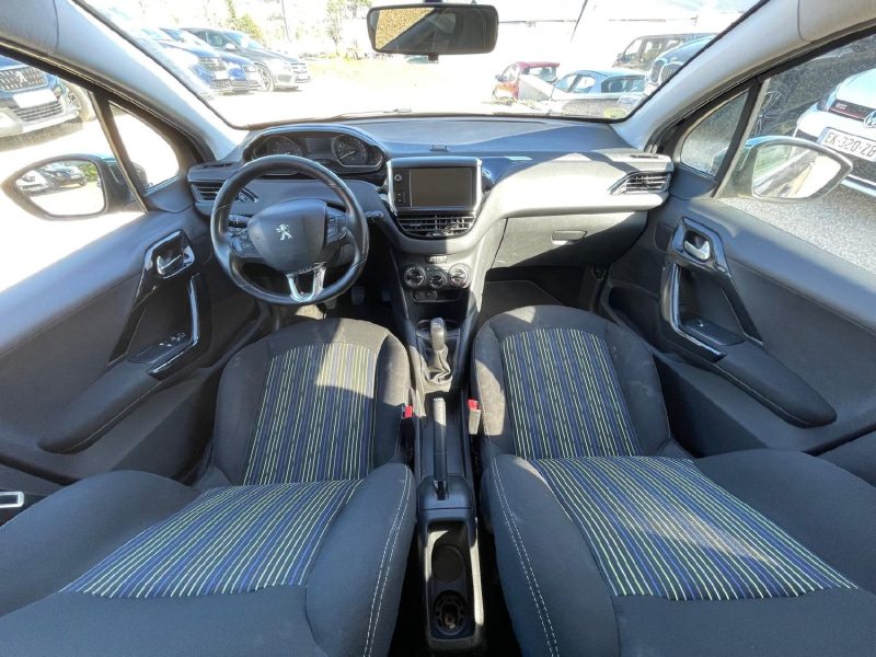 PEUGEOT 208 - 1.6 HDi 100ch 