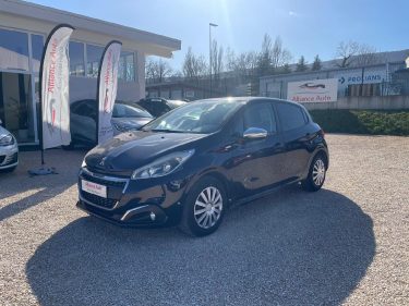 PEUGEOT 208 - 1.6 HDi 100ch 