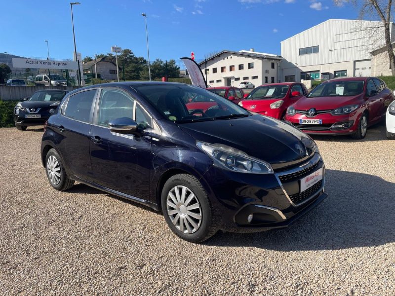PEUGEOT 208 - 1.6 HDi 100ch 