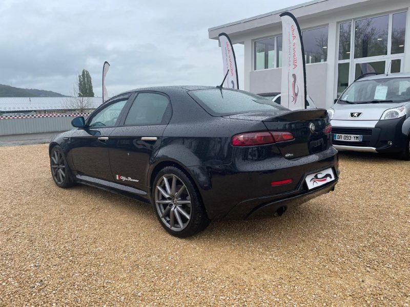 ALFA ROMEO 159 - 200ch diesel