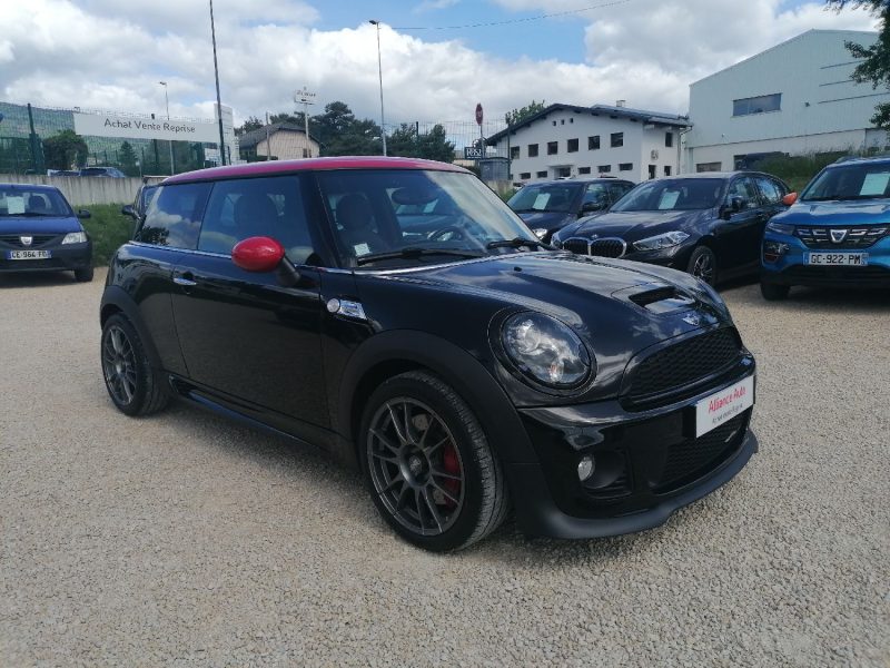 MINI Cooper JCW - 211ch essence