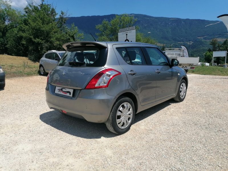 SUZUKI Swift - 94ch essence