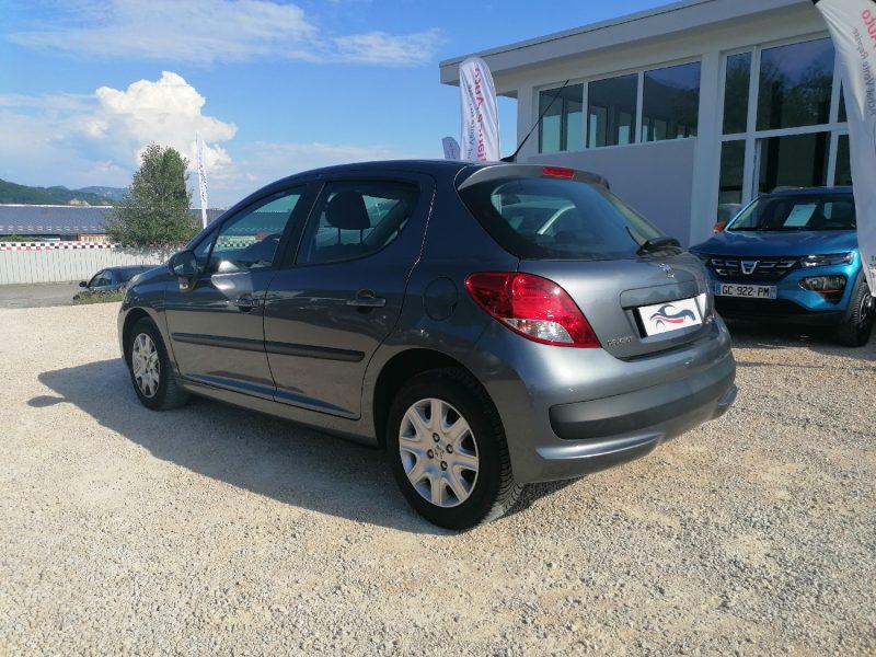 PEUGEOT 207 - 75ch essence