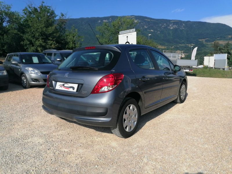 PEUGEOT 207 - 75ch essence