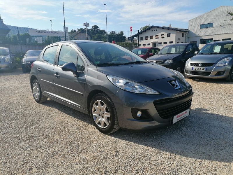 PEUGEOT 207 - 75ch essence