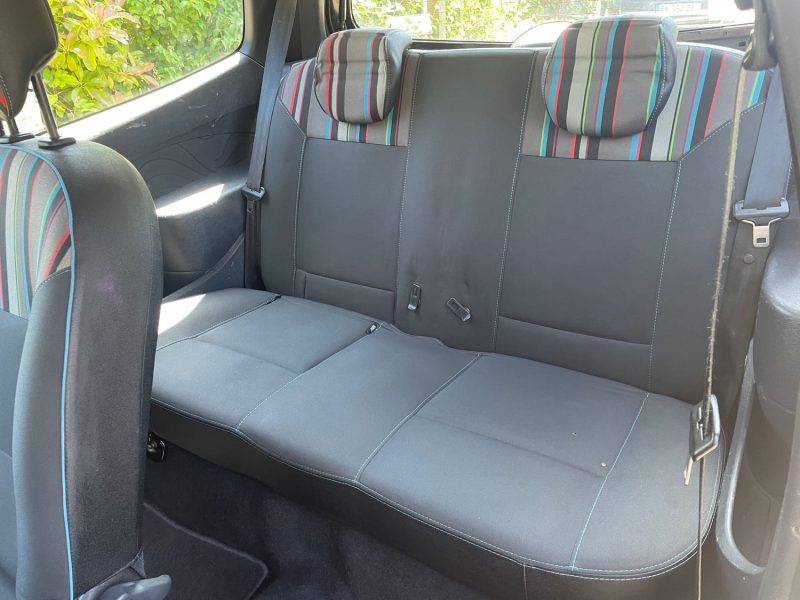 RENAULT TWINGO II AUTHENTIQUE 1.2i 75CV