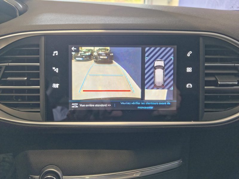 Peugeot 308 1.5 BlueHDi 100ch Allure / APPLE CARPLAY