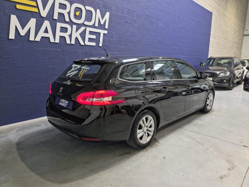 Peugeot 308 1.5 BlueHDi 100ch Allure / APPLE CARPLAY