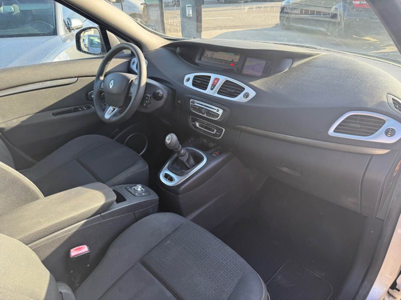 RENAULT SCÉNIC 3 1.5 DCI 106CH GARANTIE