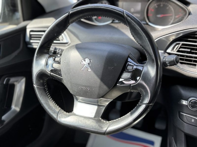 PEUGEOT 308 2016