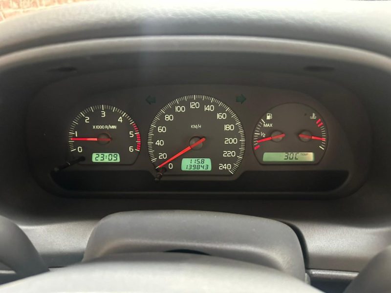 Volvo S40 1.9 D  2001