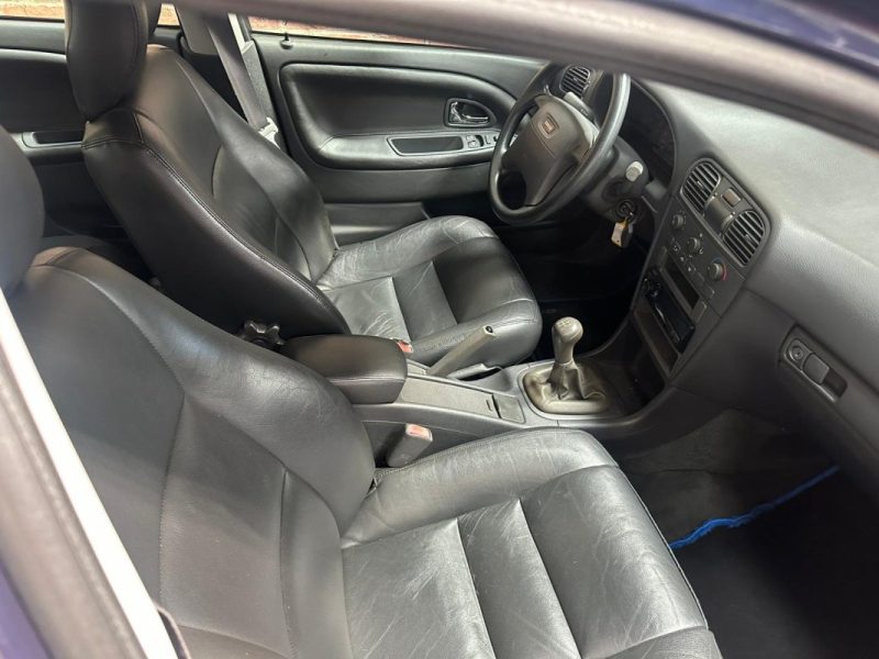 Volvo S40 1.9 D  2001