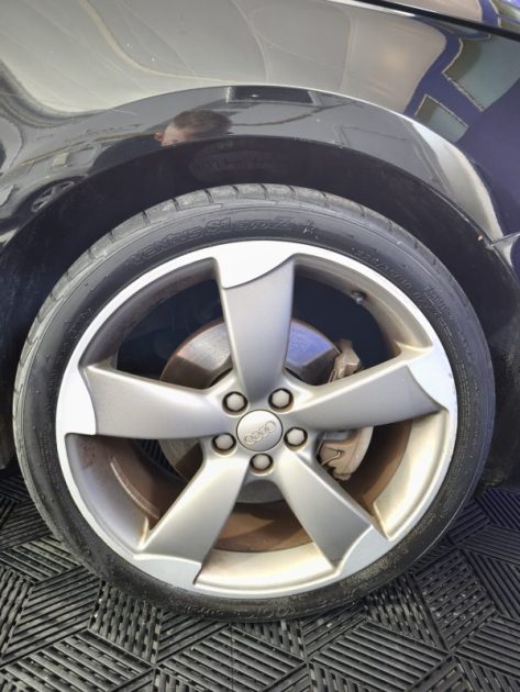 AUDI A1  1.6  TDI 105 Cv - S-LINE - CLIMATISATION - START AND TOP - RÉGULATEUR 