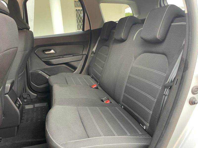 STOCK A  VENDRE - Dacia Duster Extrême 130ch - 1ère main et entretien à jour !