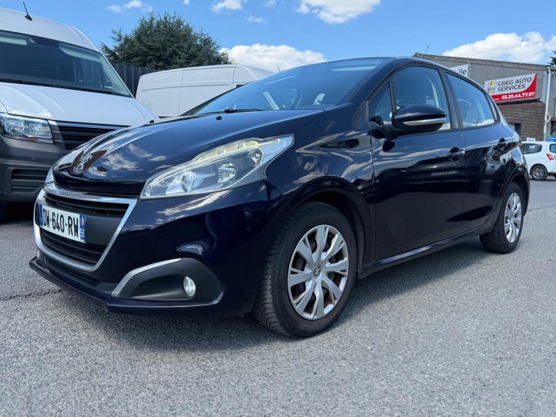 PEUGEOT 208 2015