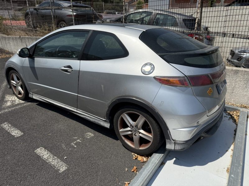 HONDA CIVIC TYPE S 2.2 i-CTDi 140ch VENTE à MARCHAND SEULEMENT 2008