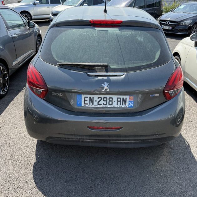 PEUGEOT 208 1.2 ess 82ch VENTE à MARCHAND SEULEMENT 2017