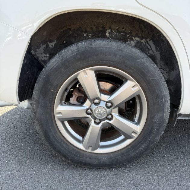 TOYOTA RAV4 2.0 D-4D 150ch LIFE 2WD  2012