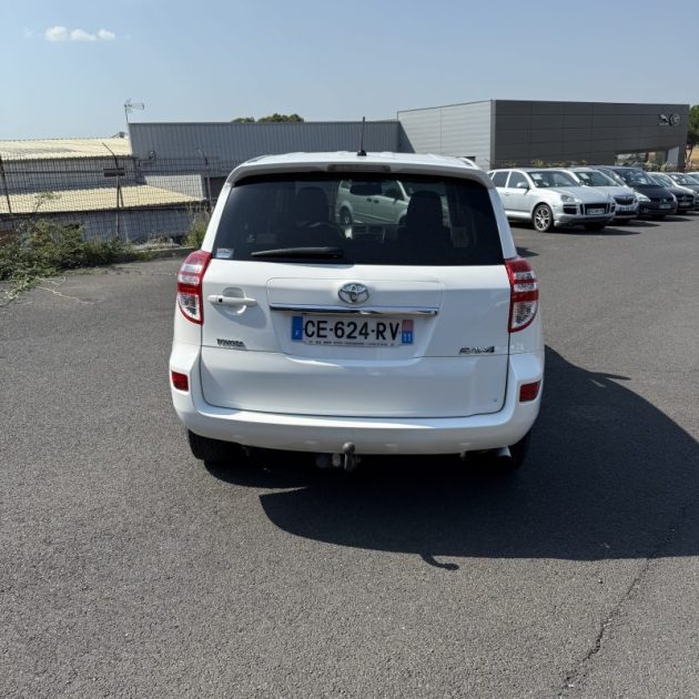 TOYOTA RAV4 2.0 D-4D 150ch LIFE 2WD  2012