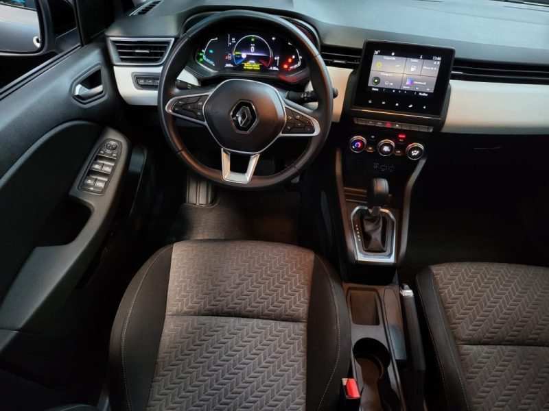 RENAULT CLIO 1.6 E-Tech Hybrid 145ch 