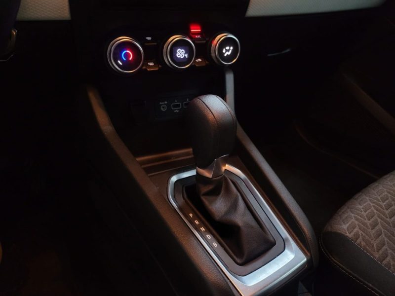 RENAULT CLIO 1.6 E-Tech Hybrid 145ch 