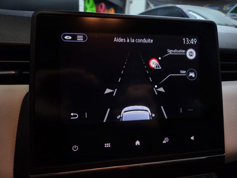 RENAULT CLIO 1.6 E-Tech Hybrid 145ch 