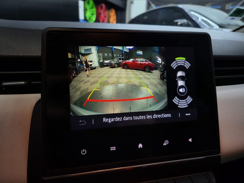 RENAULT CLIO 1.6 E-Tech Hybrid 145ch 