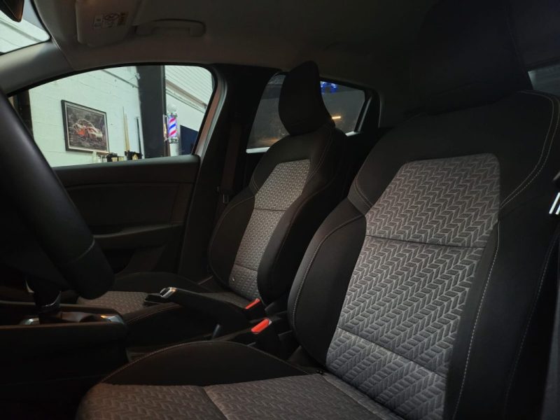 RENAULT CLIO 1.6 E-Tech Hybrid 145ch 