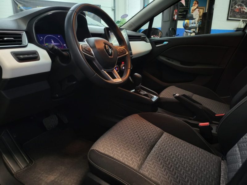 RENAULT CLIO 1.6 E-Tech Hybrid 145ch 