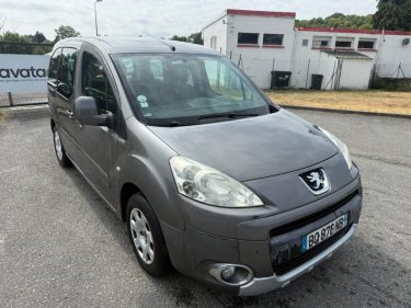 PEUGEOT PARTNER 2011