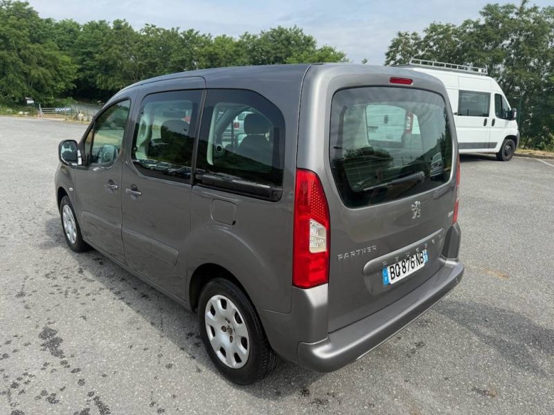 PEUGEOT PARTNER 2011