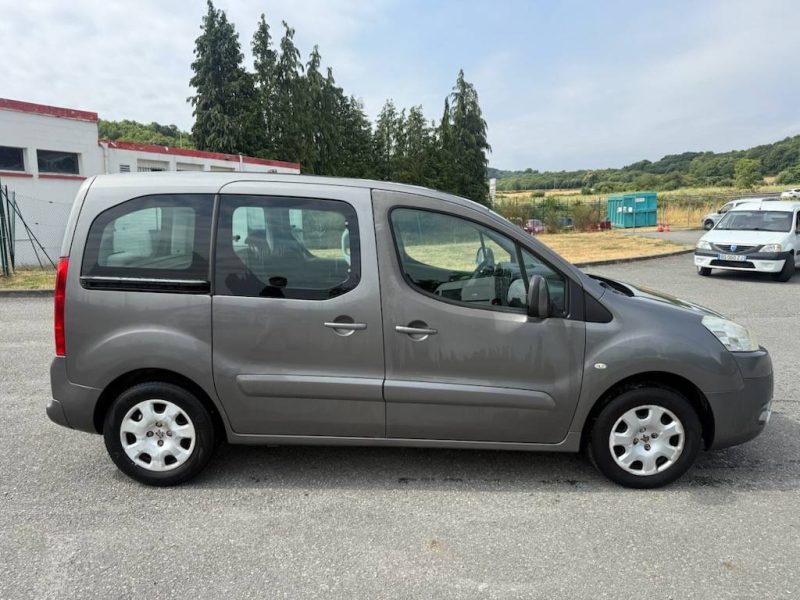 PEUGEOT PARTNER 2011