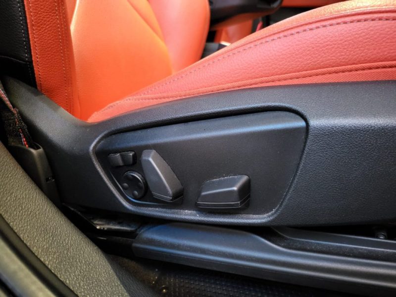 BMW X2 M35iA 306ch M SPORT TOIT OUVRANT /H&K /SIEGES ELECTRIQUES + CHAUFFANTS /CAMERA DE RECUL