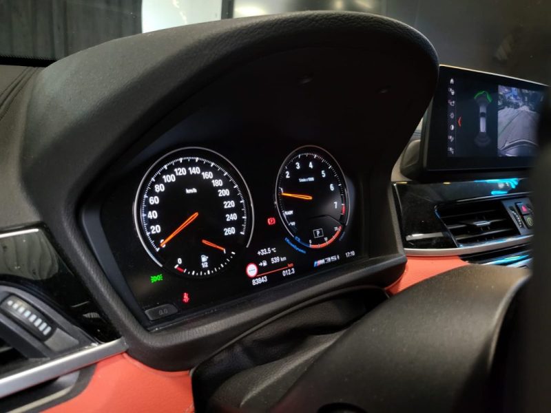 BMW X2 M35iA 306ch M SPORT TOIT OUVRANT /H&K /SIEGES ELECTRIQUES + CHAUFFANTS /CAMERA DE RECUL