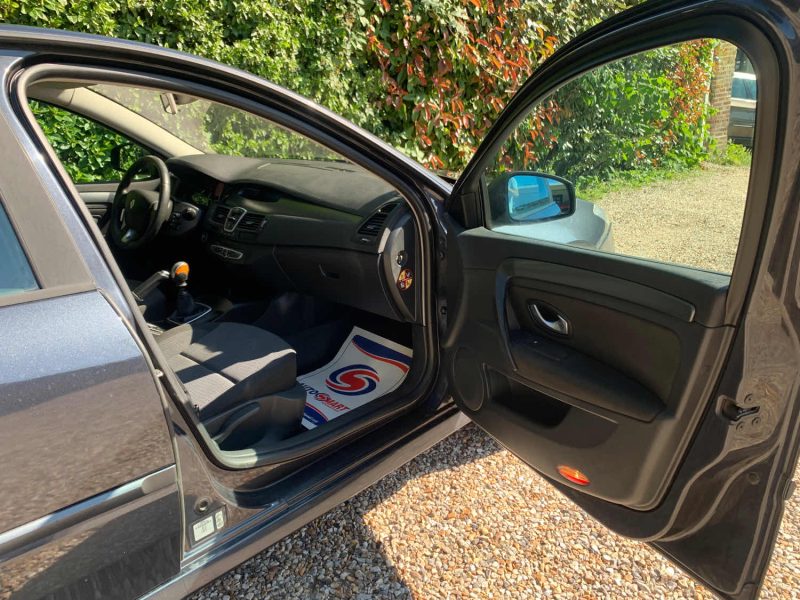 RENAULT LAGUNA 2008 2.0 DCI