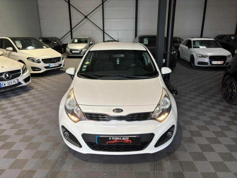 KIA RIO 2011