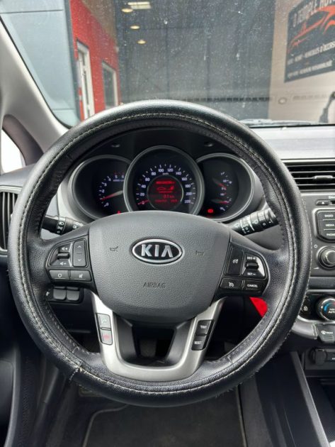 KIA RIO 2011