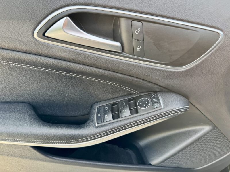 MERCEDES CLASSE GLA 200 Turbo 156cv Sensation