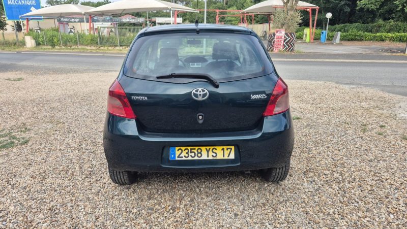 TOYOTA YARIS 2006