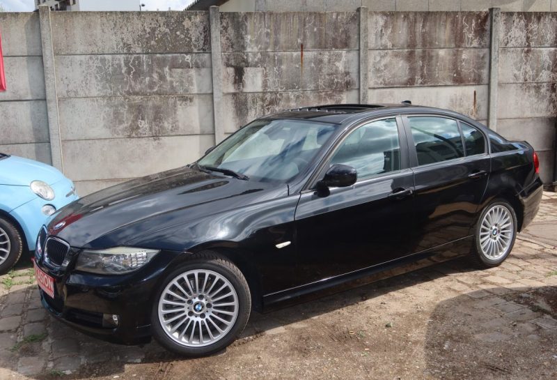 B.M.W. SERIE 3 2011