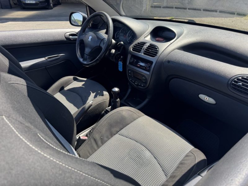PEUGEOT 206 CC 1.6L HDI 110cv SPORT / Révisée&Garantie