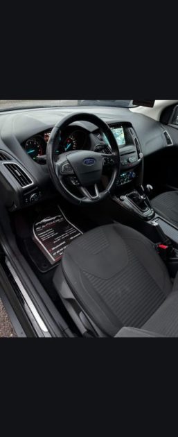 FORD FOCUS 2017 TITANIUM