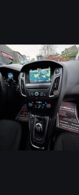 FORD FOCUS 2017 TITANIUM