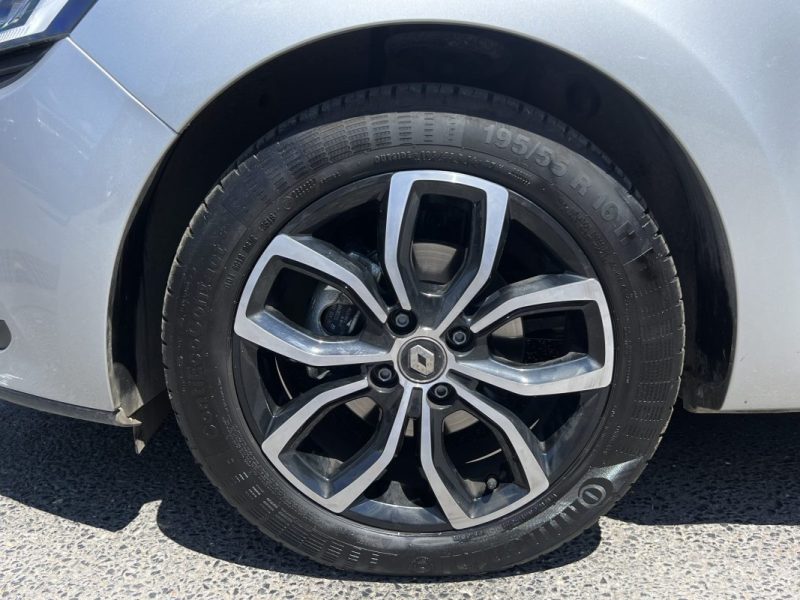 RENAULT CLIO 4 IV PHASE 2 ESTATE / BREAK INTENS 1.5 DCI 95 Cv 1ERE MAIN / 11 900 Kms - GARANTIE 1 AN