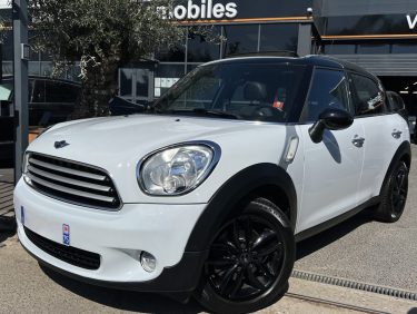 MINI COUNTRYMAN II R60 2.0 D 112 Cv BOITE AUTO TOIT OUVRANT PANO GPS CRIT AIR 2 - GARANTIE 1 AN