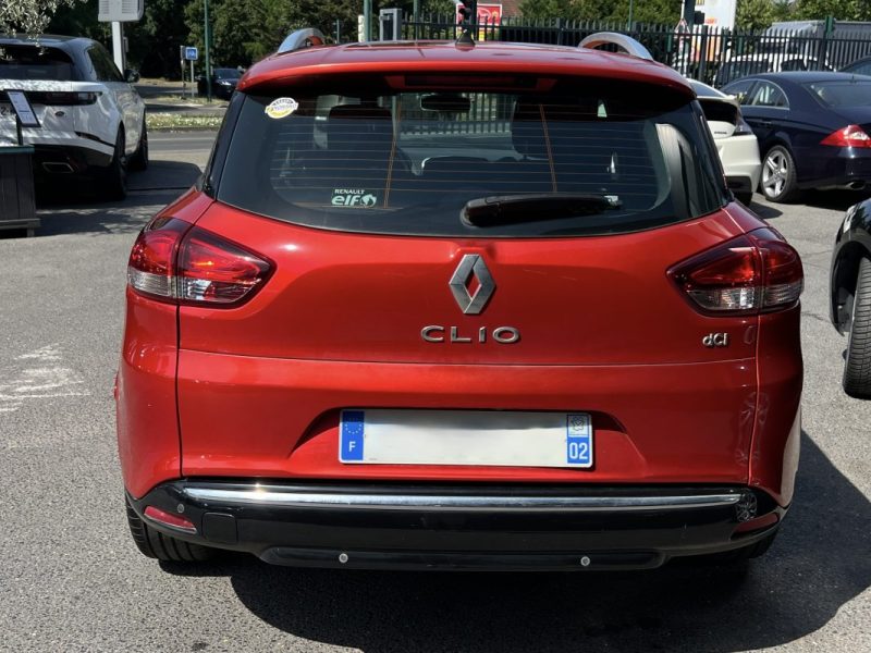 RENAULT CLIO 4 IV ESTATE / BREAK 1.5 DCI 90 Cv ECRAN GPS TACTILE CRIT AIR 2 - GARANTIE 1 AN
