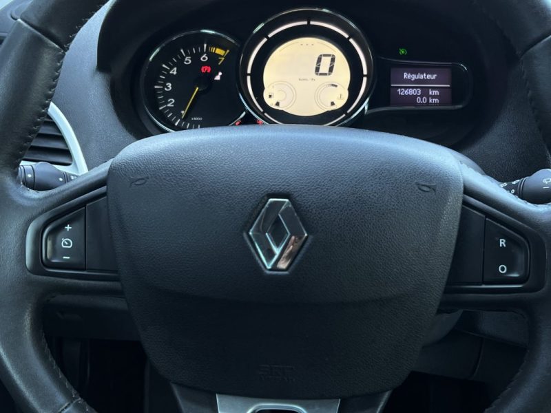 RENAULT MEGANE 3 III COUPE 1.4 TCE 130 Cv PREMIERE MAIN TOIT PANORAMIQUE CRIT AIR 1 - GARANTIE 1 AN