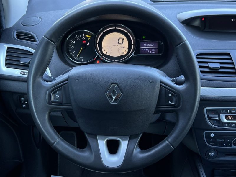 RENAULT MEGANE 3 III COUPE 1.4 TCE 130 Cv PREMIERE MAIN TOIT PANORAMIQUE CRIT AIR 1 - GARANTIE 1 AN