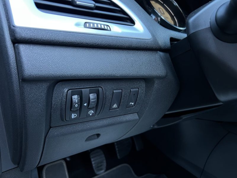 RENAULT MEGANE 3 III COUPE 1.4 TCE 130 Cv PREMIERE MAIN TOIT PANORAMIQUE CRIT AIR 1 - GARANTIE 1 AN