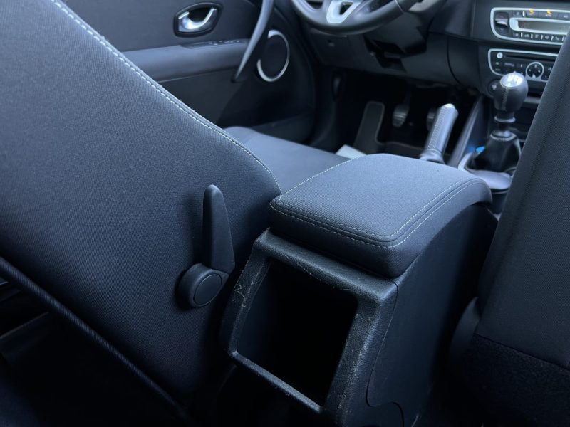 RENAULT MEGANE 3 III COUPE 1.4 TCE 130 Cv PREMIERE MAIN TOIT PANORAMIQUE CRIT AIR 1 - GARANTIE 1 AN